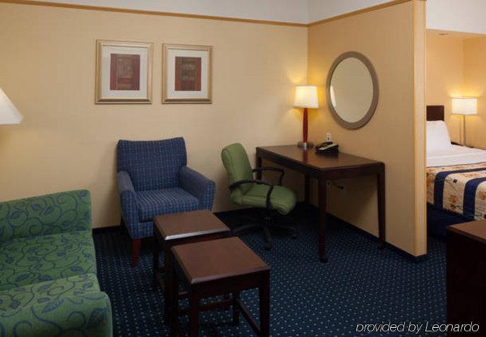 Springhill Suites St Petersburg Clearwater Ларґо Екстер'єр фото